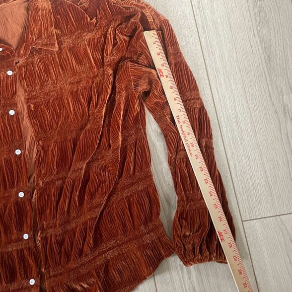 Textured Shirred Velvet Button-Up Shirt Women's Brown Winter Classic Y2K 90s - Picture 5 of 7